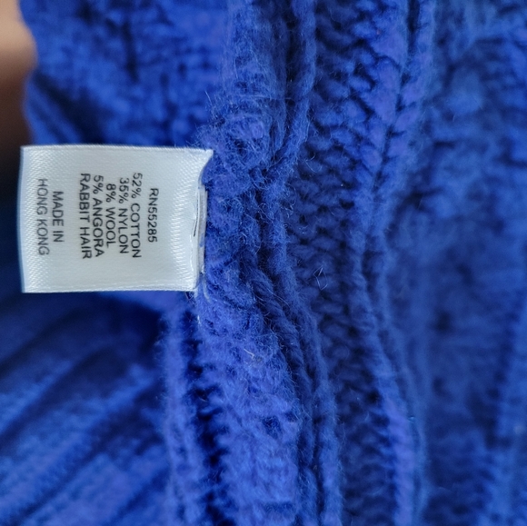 Express brand Women's top - Picture 2 of 3